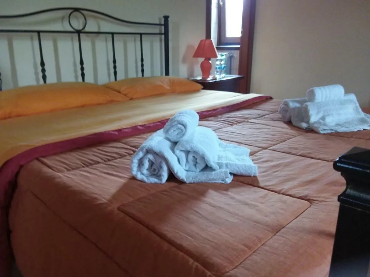 Hôtel Casalvecchio Country House à Geraci Siculo Italie